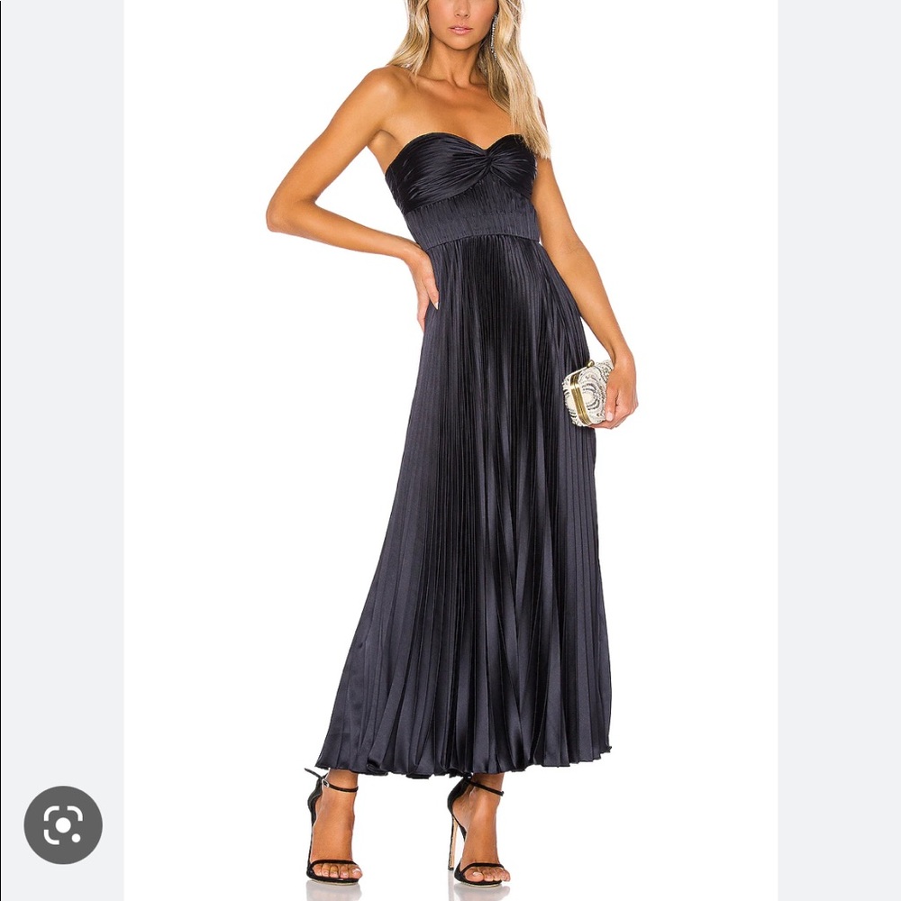 Amur Belle Dress in Navy